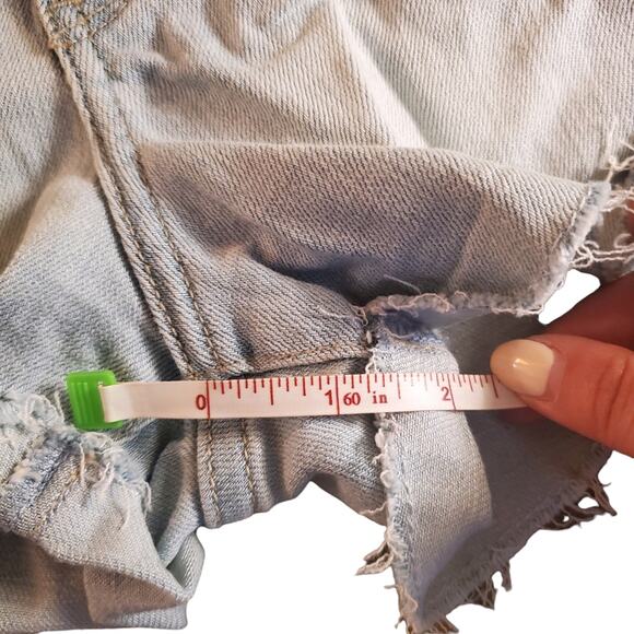 Abercrombie & Fitch High Rise Denim Shorts Light Wash Women's Size 2 Cut Offs - Picture 14 of 15